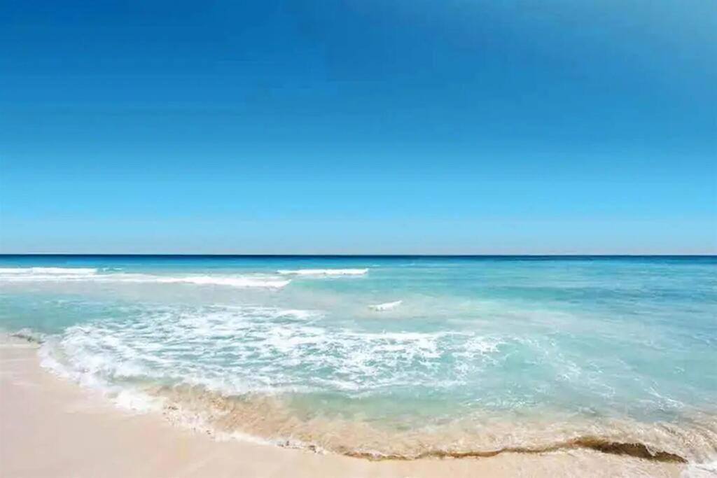 Charming Studio Unit Across From Lido Key Beach 사라소타 외부 사진